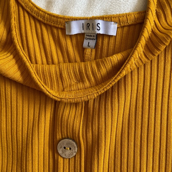 Dress - Picture 2 of 2